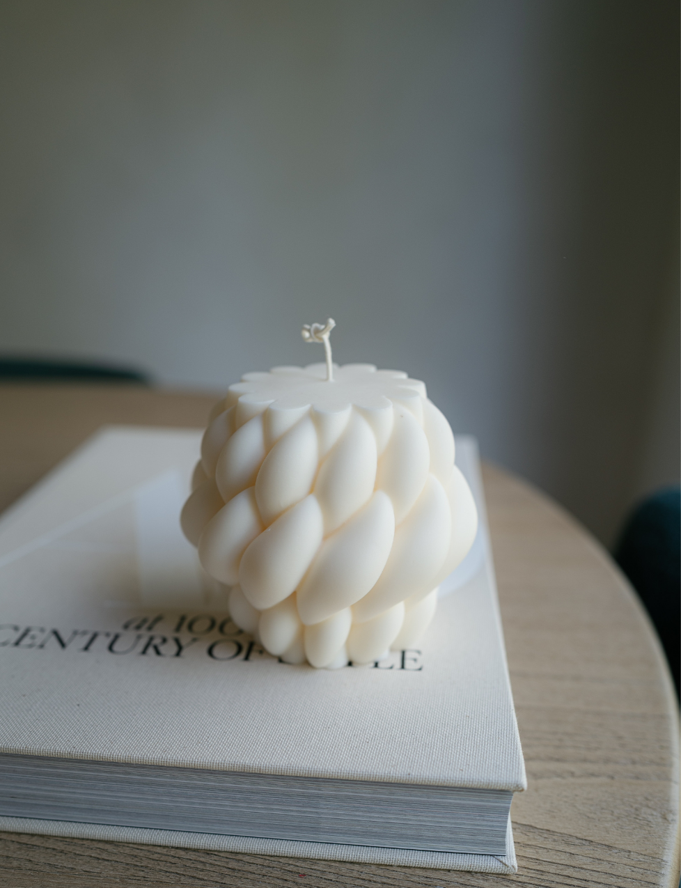 Full DIY kit to make shaped candle